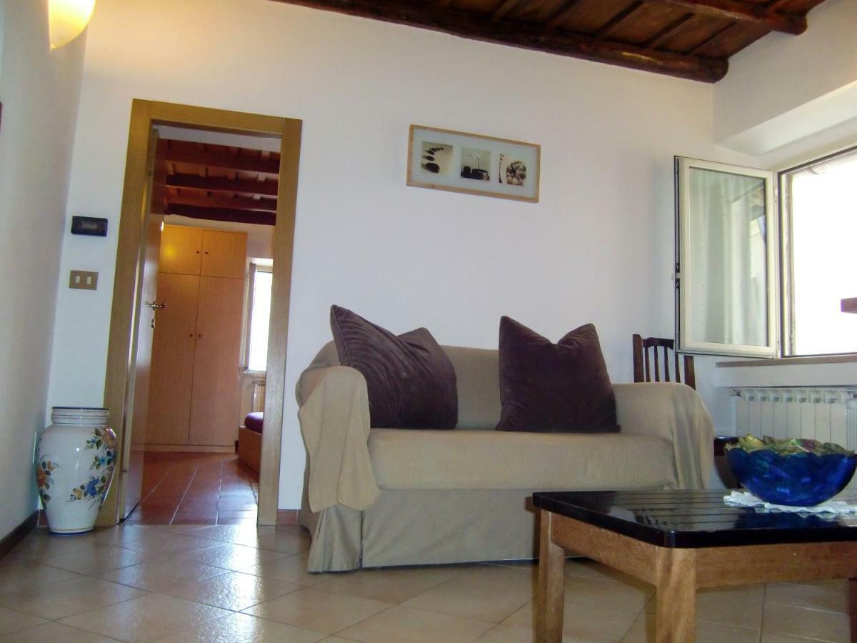 Apartment Piazza Del Fico, Al Centro Di Rom