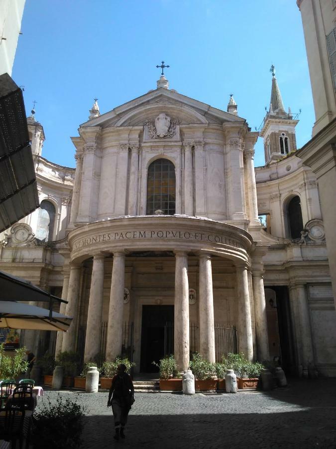 Piazza Del Fico, Al Centro Di Rom